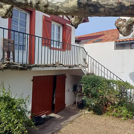 Au Calme A 300 M Des Plages, 2 Chambres, Parking, Jardin, Apartment *