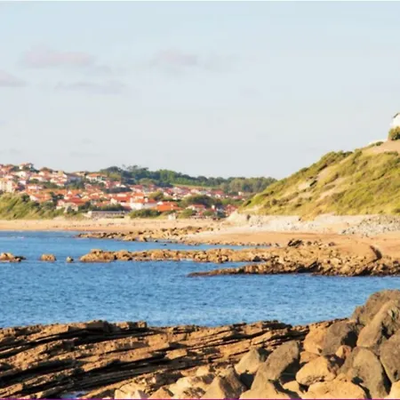 Au Calme A 300 M Des Plages, 2 Chambres, Parking, Jardin, * Guéthary
